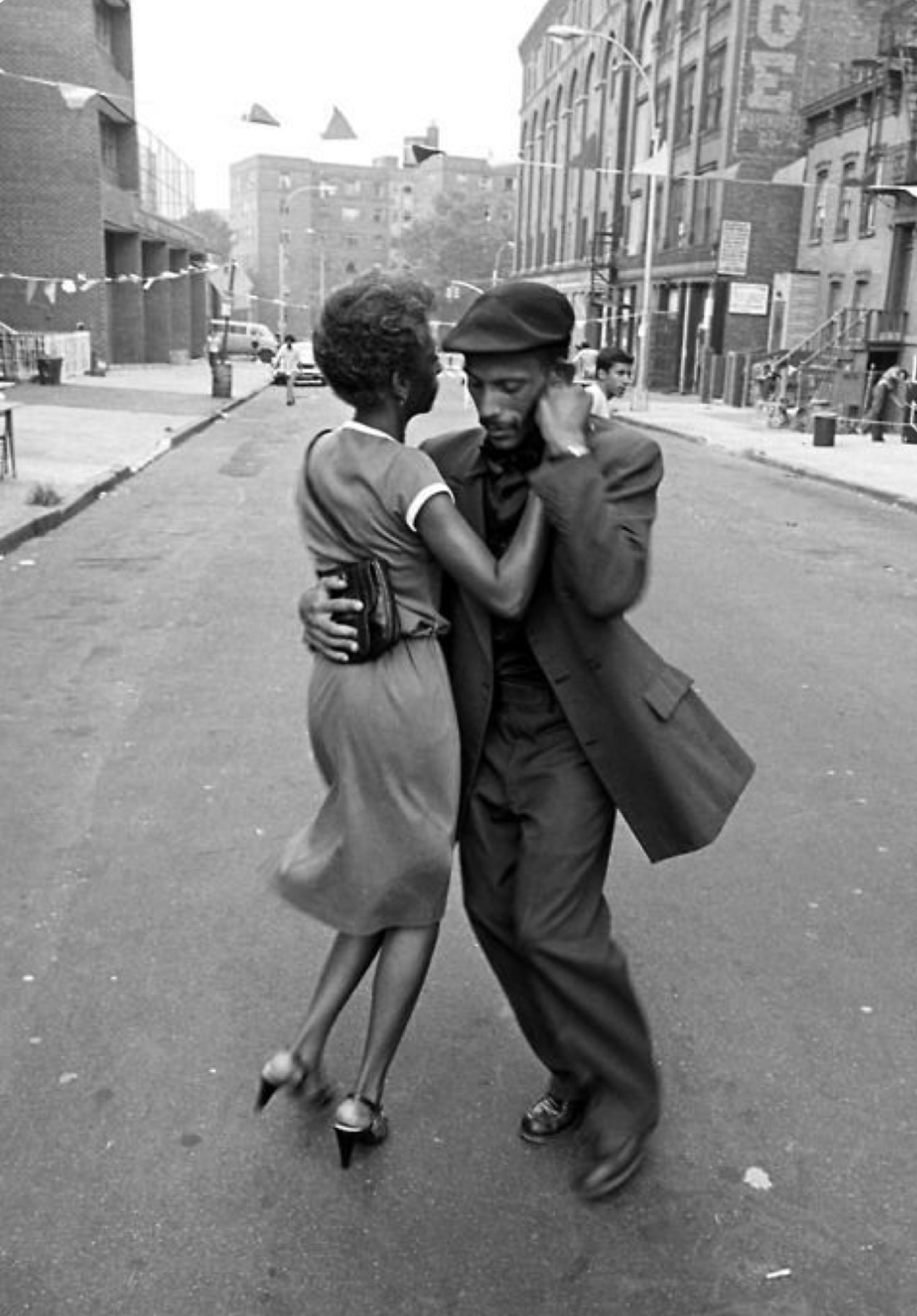 Classic street tango