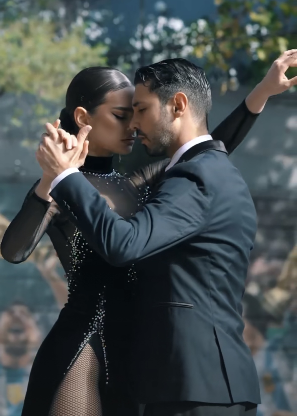 Outdoor tango embrace